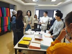 “对布机械人”破解找布难题 帮力纺织财产智能